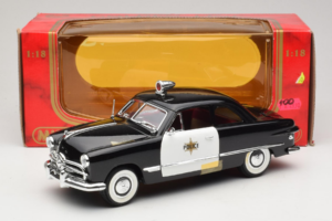 Ford Poliisiauto Anson 1:18 6254 Metalli — kuva 6 / 6