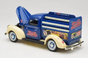 Ford Pepsi-Cola Replica Golden Wheel 1:18 PF351 Metalli — kuva 5 / 8