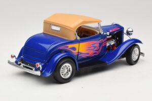Ford Roadster Street Rod Sininen with Fire Road Signature 1:18 92249 Metalli — kuva 3 / 8
