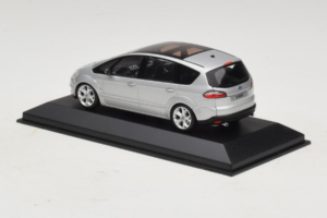 Ford S-Max Hopea Minichamps 1:43 SMAX001 Metalli — kuva 3 / 5