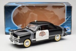 Ford Sedan Washington State Police Solido 1:18 8158 Metalli — kuva 8 / 8