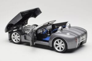 Shelby Cobra Avoauto Grey Metallic Hot Wheels 1:18 G7220 Metalli — kuva 5 / 8