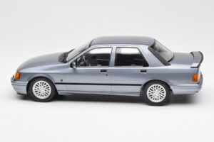 Ford Sierra RS Cosworth Vaaleansininen MCG 1:18 MCG18174 Metalli — kuva 3 / 6