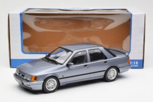 Ford Sierra RS Cosworth Vaaleansininen MCG 1:18 MCG18174 Metalli — kuva 6 / 6