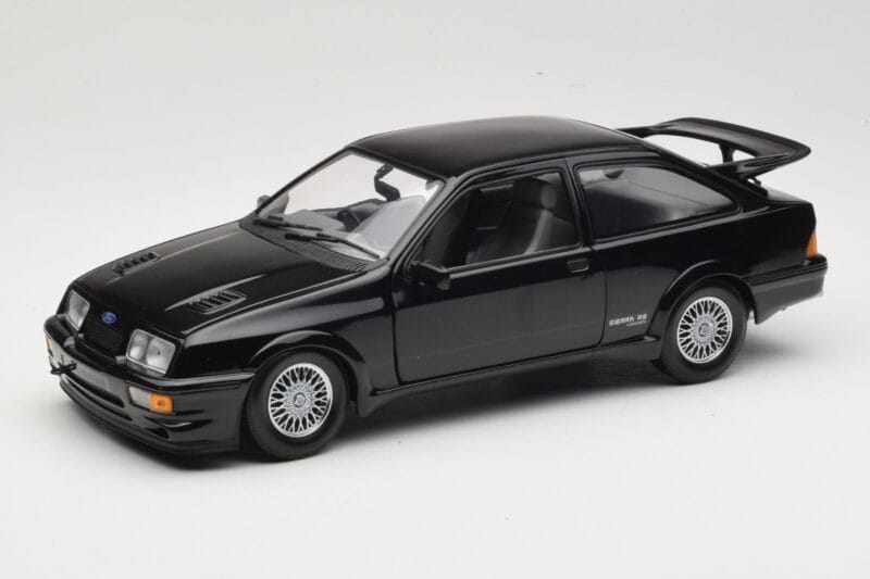 Ford Sierra RS Cosworth Mk2 RDH Musta Minichamps 1:18 150084071 Metalli