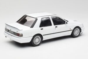 Ford Sierra RS Cosworth 4x4 Valkoinen MCG 1:18 MCG18353 Metalli — kuva 2 / 6
