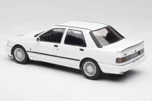 Ford Sierra RS Cosworth 4x4 Valkoinen MCG 1:18 MCG18353 Metalli — kuva 5 / 6
