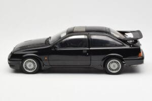 Ford Sierra RS Cosworth Musta AUTOart 1:18 72861 Metalli — kuva 4 / 8