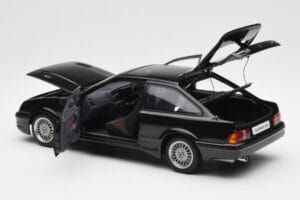 Ford Sierra RS Cosworth Musta AUTOart 1:18 72861 Metalli — kuva 5 / 8