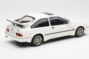 Ford Sierra RS Cosworth Valkoinen AUTOart 1:18 72862 Metalli — kuva 3 / 8