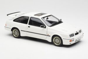 Ford Sierra RS Cosworth Valkoinen AUTOart 1:18 72862 Metalli — kuva 6 / 8