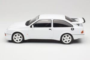 Ford Sierra RS Cosworth Valkoinen IXO 1:18 18CMC121 Metalli — kuva 3 / 6