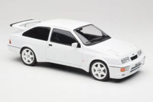 Ford Sierra RS Cosworth Valkoinen IXO 1:18 18CMC121 Metalli — kuva 4 / 6