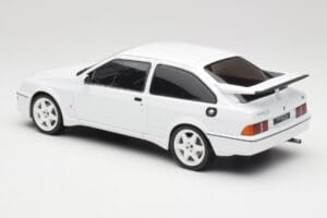 Ford Sierra RS Cosworth Valkoinen IXO 1:18 18CMC121 Metalli — kuva 5 / 6