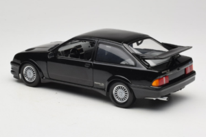 Ford Sierra RS Cosworth Musta Minichamps 1:18 150084001 Metalli — kuva 7 / 8