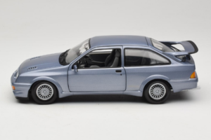 Ford Sierra RS Cosworth Sininen Minichamps 1:18 150084002 Metalli — kuva 4 / 8