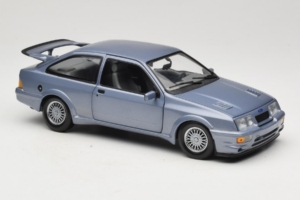 Ford Sierra RS Cosworth Sininen Minichamps 1:18 150084002 Metalli — kuva 6 / 8