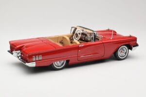 Ford Thunderbird Avoauto Punainen Sun Star 1:18 4311 Metalli — kuva 3 / 8