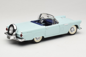 Ford Thunderbird Vihreä Revell 1:18 8804-G1 Metalli — kuva 3 / 8