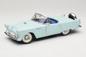 Ford Thunderbird Vihreä Revell 1:18 8804-G1 Metalli