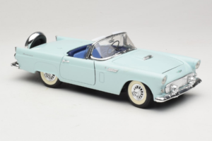 Ford Thunderbird Vihreä Revell 1:18 8804-G1 Metalli — kuva 6 / 8
