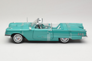 Ford Thunderbird Avoauto Vihreä Sun Star 1:18 4315-P1 Metalli — kuva 3 / 6