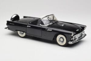 Ford Thunderbird Avoauto Musta Revell 1:18 8818-M1 Metalli — kuva 6 / 8