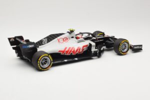 Haas VF-20 #20 K. Magnussen Abu Dhabi GP 2020 Minichamps 1:18 110201720 Metalli — kuva 2 / 6