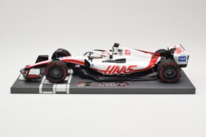 Haas VF-22 #20 K. Magnussen Bahrain GP 2022 Minichamps 1:18 117220120 Metalli