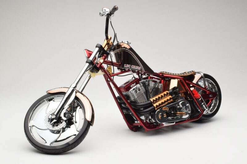 Harley-Davidson West Coast Choppers Diablo Soft Tail Kulta Punainen Minichamps 1:5 JJ04-05-03 Metalli