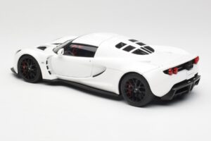 Hennessey Venom GT Valkoinen AUTOart 1:18 75404 Metalli — kuva 7 / 8