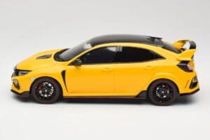 Honda Civic Type R FK8 Euro Spec Keltainen Otto 1:18 OT1111 Hartsi — kuva 3 / 6