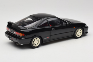 Honda Integra Type R DC2 Pre-Facelift Flamenco Black Pearl MotorHelix 1:18 M85203 Metalli — kuva 3 / 8