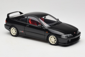 Honda Integra Type R DC2 Pre-Facelift Flamenco Black Pearl MotorHelix 1:18 M85203 Metalli — kuva 6 / 8