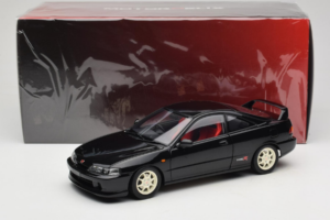 Honda Integra Type R DC2 Pre-Facelift Flamenco Black Pearl MotorHelix 1:18 M85203 Metalli — kuva 8 / 8