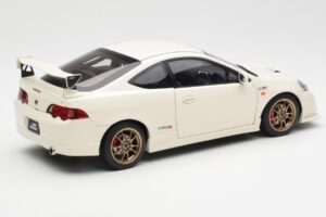 Honda Integra DC5 Type R Mugen Valkoinen AUTOart 1:18 73251 Metalli — kuva 3 / 8