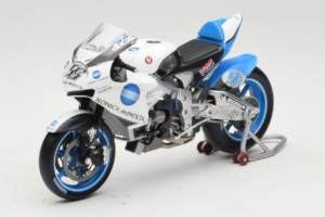 Honda RC212V #56 S. Nakano Konica Minolta Honda MotoGP 2007 Minichamps 1:18 112071056 Metalli — kuva 2 / 6