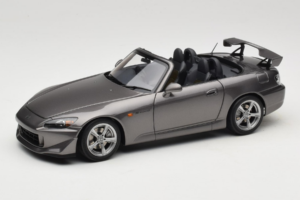 Honda S2000 AP2 Type S Moon Rock Metallic MotorHelix 1:18 M85111 Metalli