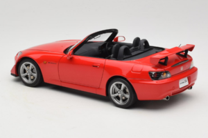 Honda S2000 AP2 Type S New Formula Red MotorHelix 1:18 M85112 Metalli — kuva 8 / 9