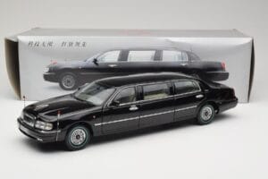 Hongqi Qijian CA7460 FAW 1:18 139940 Metalli — kuva 8 / 8