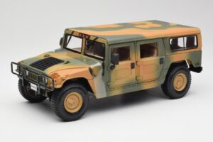 Hummer H1 Station Wagon Military Maisto 1:18 56049 Metalli