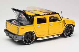 Hummer H2 SUT Concept Keltainen Maisto 1:18 31067 Metalli — kuva 3 / 8