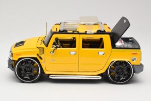 Hummer H2 SUT Concept Keltainen Maisto 1:18 31067 Metalli — kuva 4 / 8