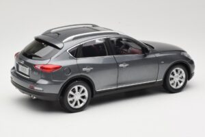 Infiniti EX25 J50 Grey Metallic Paudi 1:18 81L0049 Metalli — kuva 3 / 8