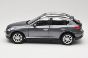 Infiniti EX25 J50 Grey Metallic Paudi 1:18 81L0049 Metalli — kuva 4 / 8