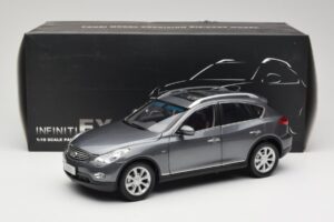 Infiniti EX25 J50 Grey Metallic Paudi 1:18 81L0049 Metalli — kuva 8 / 8