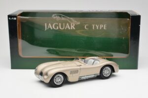 Jaguar C-Type Pronssi AUTOart 1:18 73502 Metalli — kuva 8 / 8