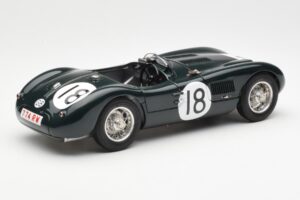 Jaguar C-Type #18 T. Rolt / D. Hamilton 24 Hours of Le Mans Winner 1953 CMC 1:18 M-195 Metalli — kuva 2 / 6