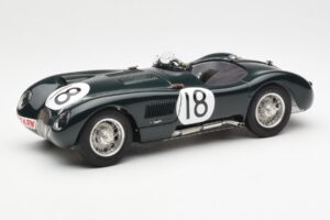 Jaguar C-Type #18 T. Rolt / D. Hamilton 24 Hours of Le Mans Winner 1953 CMC 1:18 M-195 Metalli