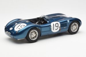 Jaguar C-Type #19 J. Stewart Ecurie Ecosse Goodwood Members Meeting 1954 CMC 1:18 M-192 Metalli — kuva 2 / 6